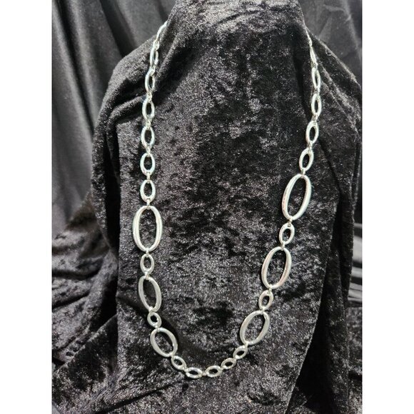 Crown Trifari Long Chain Necklace Wide Oval Link Silver-Tone 25" - Picture 1 of 4